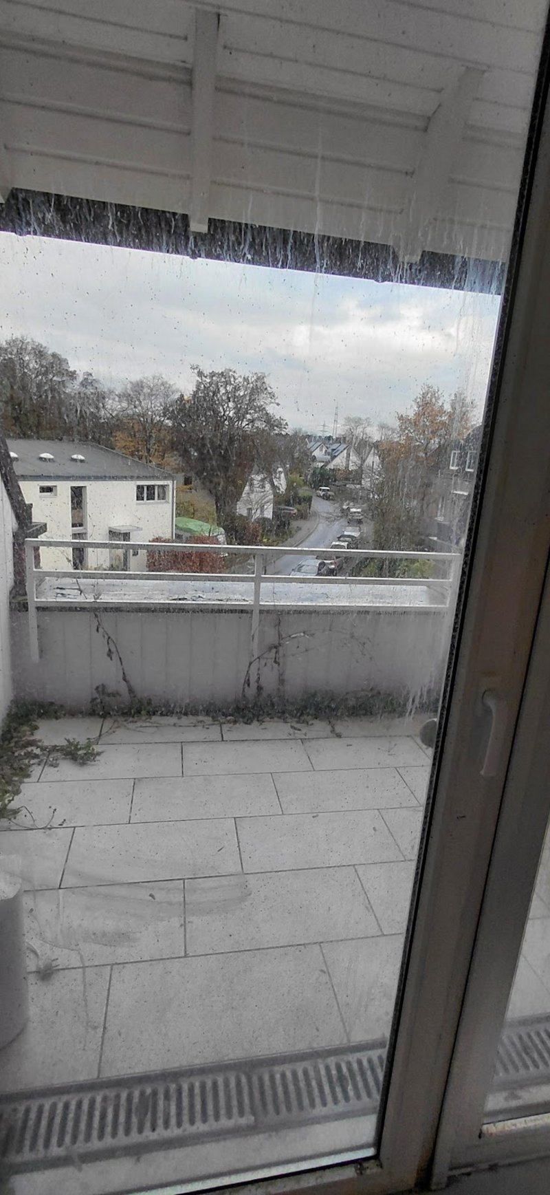 Vermietung an Personen ab 60 Jahre - Barrierefreie 2-Zimmerwohnung in Düsseldorf-Holthausen