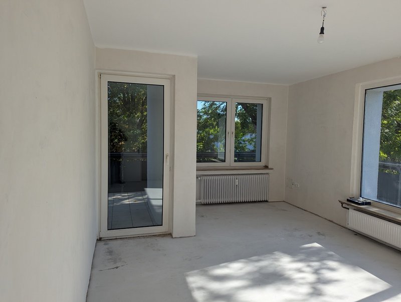 Helle 2-Zimmerwohnung mit Balkon in Düsseldorf-Stockum