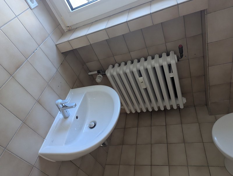 Helle 2-Zimmerwohnung mit Balkon in Düsseldorf-Stockum