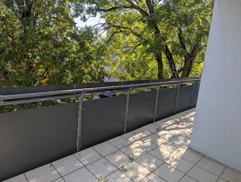 Helle 2-Zimmerwohnung mit Balkon in Düsseldorf-Stockum