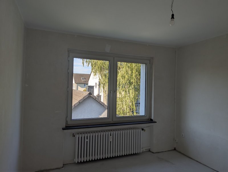 Helle 2-Zimmerwohnung mit Balkon in Düsseldorf-Stockum