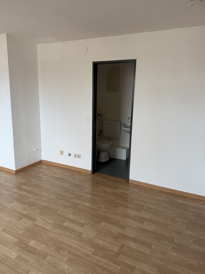 Gemütliche Dachgeschosswohnung zum 01.05.2026 in Düsseldorf-Derendorf