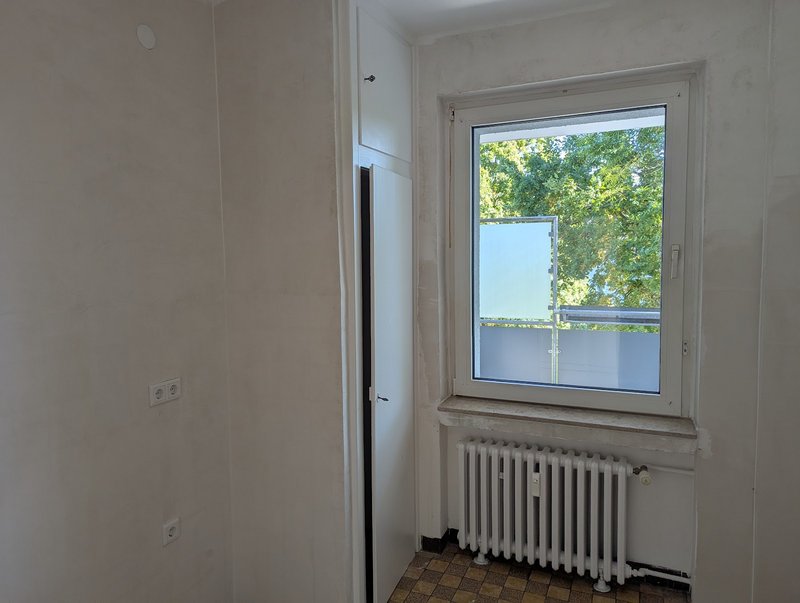 Helle 2-Zimmerwohnung mit Balkon in Düsseldorf-Stockum